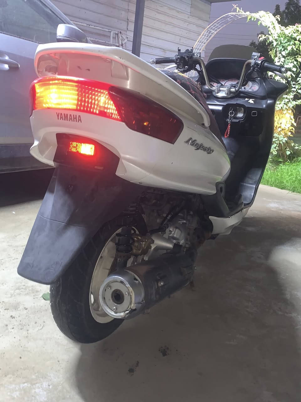 السلام عليكم 
ماجستة دبل رون 
دراجة جديدة خير من الله 
تايرات جديدة مكينة لا تنقيص ولا تبخير 
بيهة ملاحضة دوشمة الكشن
 وكلج الخلفي بي بي صوت بس بلتشغيل 
مانقصهة ﺂჂ̤ شي بعد  ترايك وين متريد 
بغداد الدورة 
***********
