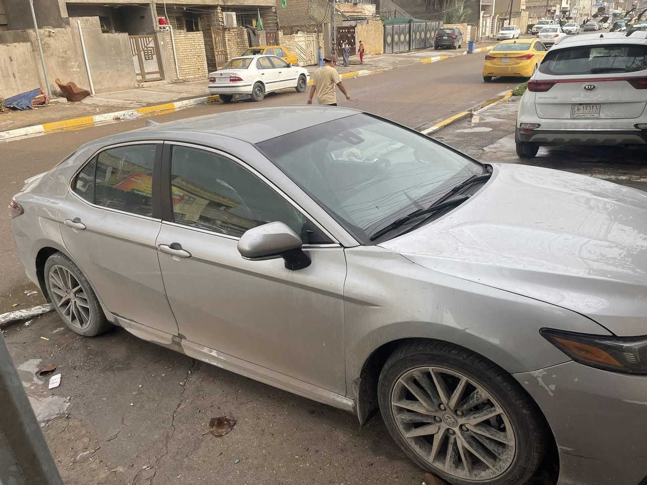 السلام عليكم 
تويوتا كامري موديل 2023 معاقين فئة se وارد امريكي ماشيه ٢٦ فقط الموقع بغداد الجديده 
للتواصل ***********
