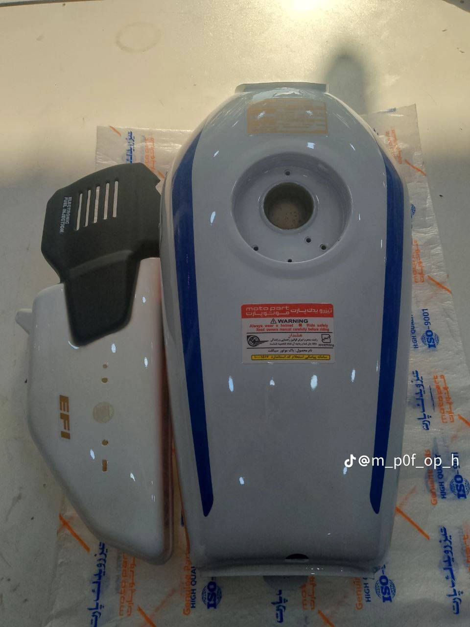 سلام عليكم شباب تانكي اصلي قبق بطح وسبايه جديد غير مستخدم سعرهن 50الف  ثنينه ***********بي وتساب
