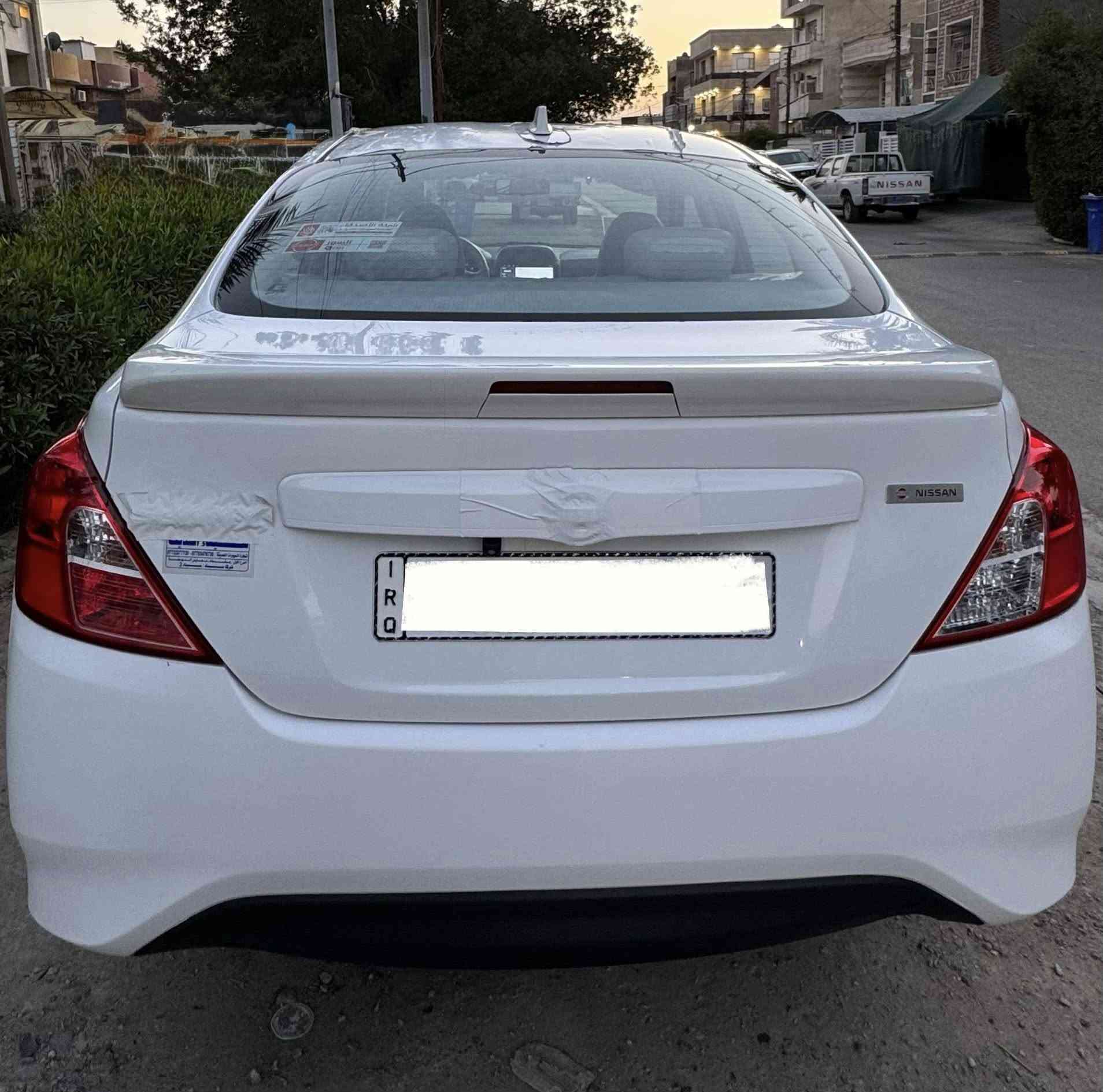 نيسان سني 2024 ام الشباك الجديد ضمان شركة السور / هندي اصلي / رقم بغداد
بليتة زركة بالتكمة
بعدها بفابلون الشركة 
ماشيه 7000 تقريباً
شاشة الاصلية وكاميره وتحكم ستيرن 
السياره بلوجكتر
اريل ماوس
الكشنات دوشمه تفصال جلد وقماش
والداخل مغلفة كله الارضيات عمل و ابواب نايلون و التكم و الصندوق وايضاً مغلف الدشبول الخلفي حياكه
 و الكبات مال تاير بعدهن بالنايلون ومصروف ع السياره هوايه واي غراض الهه بعدني مفاتحهن  على حطتهن بوضع الشركة وبعدهه السياره بالضمان
سعر السياره 129 وبيهه مجال ان شاء الله
مكاني بغداد الكرخ
للاستفسار ***********
