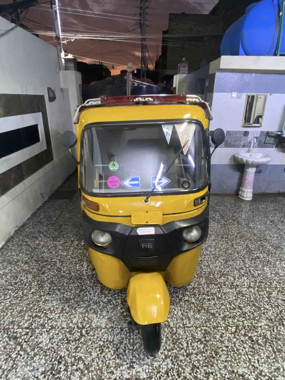 تكتك موديل 20تكتك فول سنويه بسمي ارقامه كامله بل مرور عل ستلام؛سعر7ملايين بيه مجال حك جيه:مكان بغداد الكماليه :ضباط(***********)
