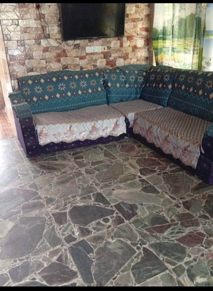 اغراض مستخدمه للبيع ديوان 11 مقعد اي ضرر مابيه قيم بما يرضي الله ومكينه ام الاسد القديمه كامله مع الميز للبيع ميز طعام الكراسي تعبانات


**إذا كنت صاحب هذا الإعلان وتريد حذفه لأي سبب، رجاءا أرسل رسالة إلى الدعم الفني**