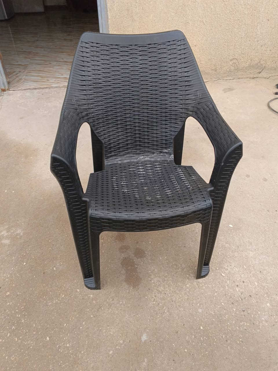 كرسي هونداي وكرسي ملكي سوري اصلي للبيع موجود كميه للاستفسار الاتصال على الرقم ***********
