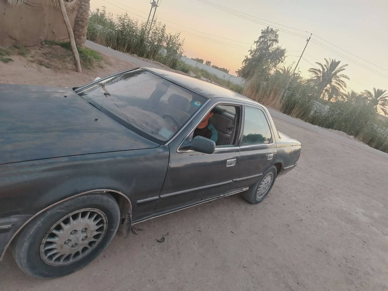 من رخصه مدير الكروب المحترم والاخوه الاعظاء الأعزاء
سياره كرستا تكم  للبيع موديل ٩٠ رقم قادسيه بأسمنه مداور ثاني رقم انكليزي مكينه ٢٥٠٠ مكفوله كير مكفول حداديه جديده مسويه بل نجف قبل شهر التبريد عاطل السياره صبغته جارده السعر ٤٠ ورقه وبيها مجال مكان السياره ديوانيه قظاء عفك
رقم الموبايل ***********
