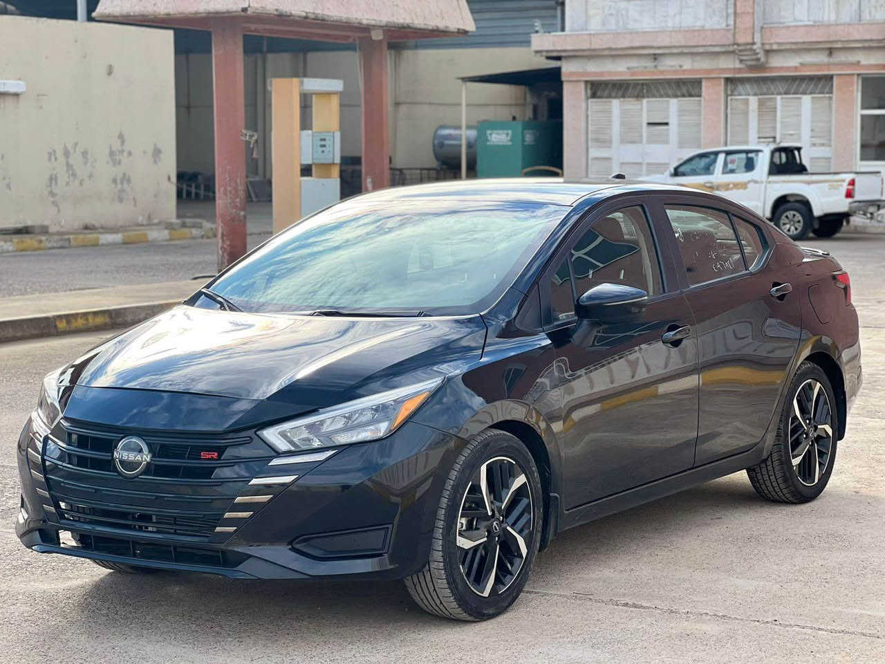 نيسان فيرسا موديل 2024 SR 🖤
بئ سبخ /بدوون سبخ 
ايرباكات سيستم( مفتوح كل ايرباگ ) ✅

موصفاته SR ♻️
بصمه
ابواب بصمة
رادار - حساسات
كشن هيتر
مرايه اشارة
ويل كب كروم
شاشة عطلات
نقطة العمياء
شاشة 
كامره
ويل كب
تحديد سرعه
تحديد مسار
نظام eco
نظام سبورت

العنوان /  ( عقره )
سعرها 117ورقة 
 بدون رقم تترقم اربيل دهوك السليمانية 
للاتصال واتساب☎️📞 *********** دهوك, العراق
