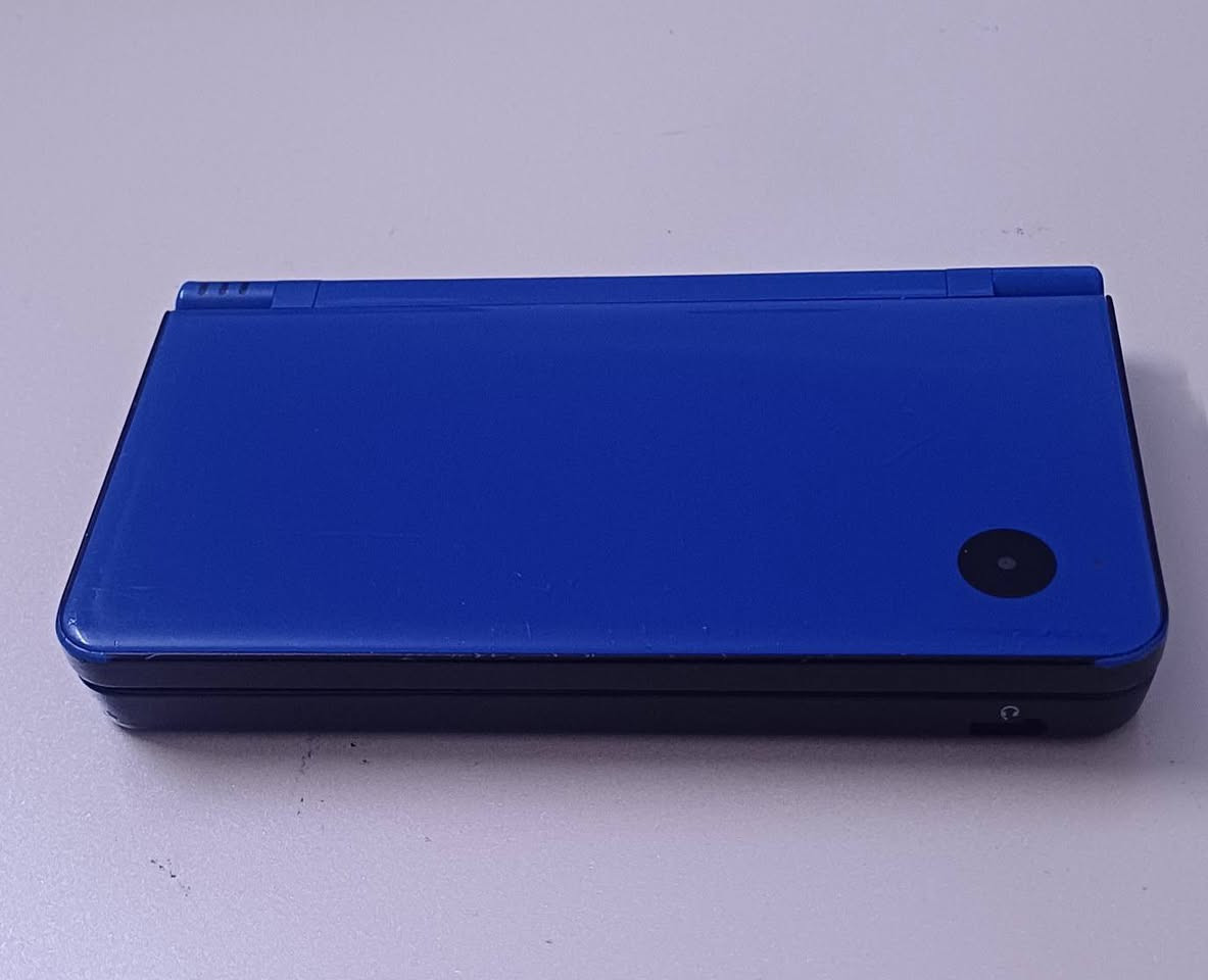 DSi XL الازرق
للبيع 
٣٢ ذاكرة
مهكر 
مع شاحنه 
و قلم اصلي
١٢٠ الف


**إذا كنت صاحب هذا الإعلان وتريد حذفه لأي سبب، رجاءا أرسل رسالة إلى الدعم الفني**