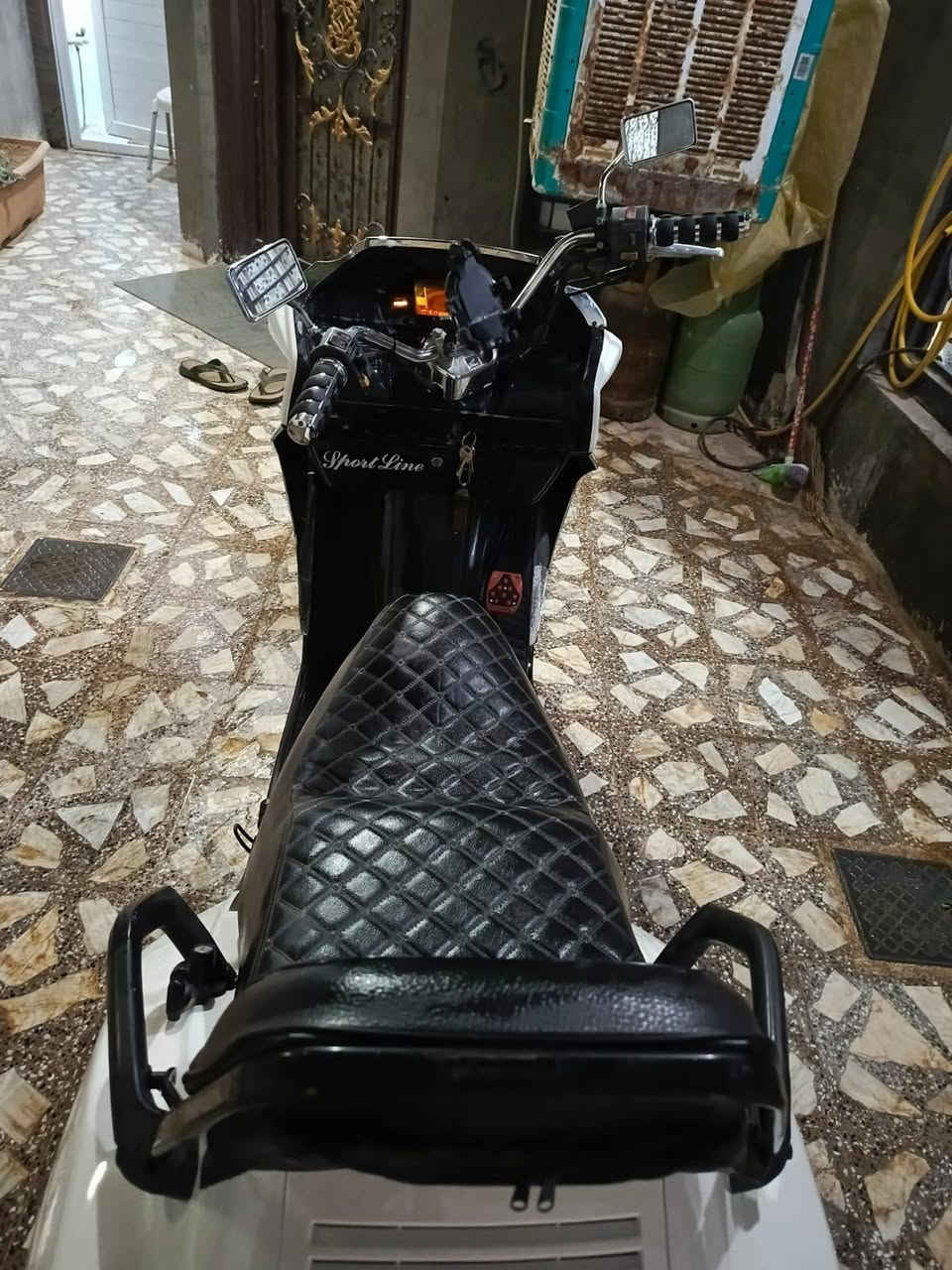 شلونهم الشباب
فيوجن موديل 2005. دراجه مكفوله كفاله عامه + كفاله +  جديده دراجه مال وكيل مكاتبه موجوده وكيله موجود  لون ابيض شذره بومه نيكل مطريات نيكل صالنصه كاتم اشاير حساس 
الدارجه ماداير اله فقط بانزين محسن دهن موتول ماء زيتي
دراجه مامتعوبه من الشغل للبيت قليل اطلع بيه اذا مفتوح برغي بيه تاخذه بلاش وين مايعجبك اطلع تراي دراجه ناعمه شلعه تخبل
مكاني كوفه شارع المعمل
رقمي ***********
الشراي يتصل يراسلني واتساب بي خير ويدلل رجائن المو شراي لايتعبني
