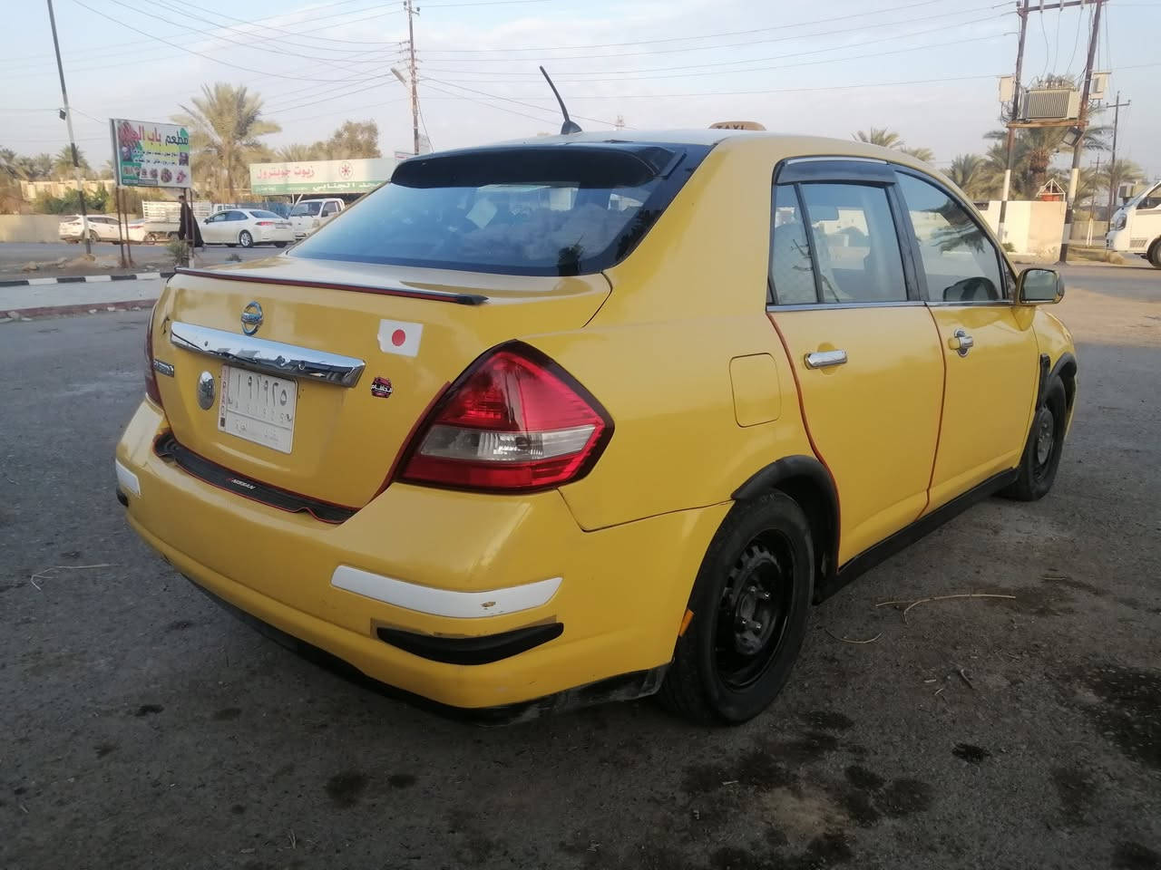 نيسان فيرسا للبيع موديل ٢٠٠٨ محرك وكير وتبريد جديد رقم بغداد مكانها فلوجه *********** السعر ٥٤وبيها مجال
