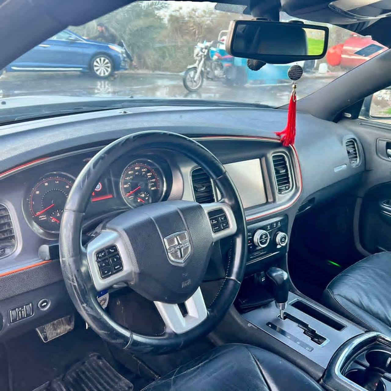 السلام جارجر14 5700 هيمي حادث جاملغ خلفي وخشم الجاملغ الامامي فول عدا الفتحه كشنات كهربا تدفه تبريد حداديه جديده تخم تاير جديد شاشه كبيره كير عصا السياره عايزه تلحيضات بصيطه السعر 142 وبي مجال بيع او مراوس 3600رقم /***********//*********** مكاني بابل
