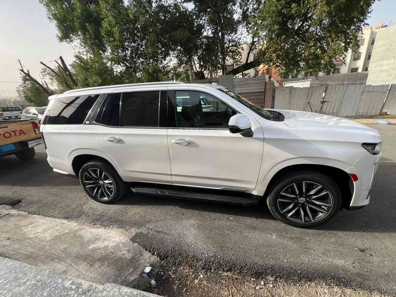 السلام عليكم
سكاليد للبيع او مراوس 
موديل 2022 
وارد امريكي حادثها كدامك 
بدون يرباك بدون داخل بدون شاصي 
ماشيه 50الف 
رقم بغداد 
مواصفات معروفه 
السعر التصال ع رقم 
***********
