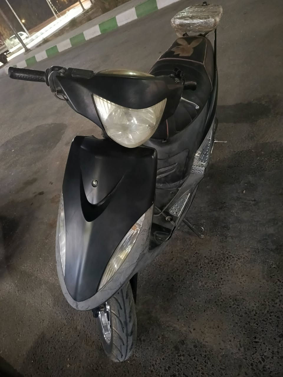 سلام عليكم ماكس عدله للبيع دراجه خير من لله. يرادلها ترتيب كهربائيات سعر  ٤٠٠وبيها مجال. رقم ***********
