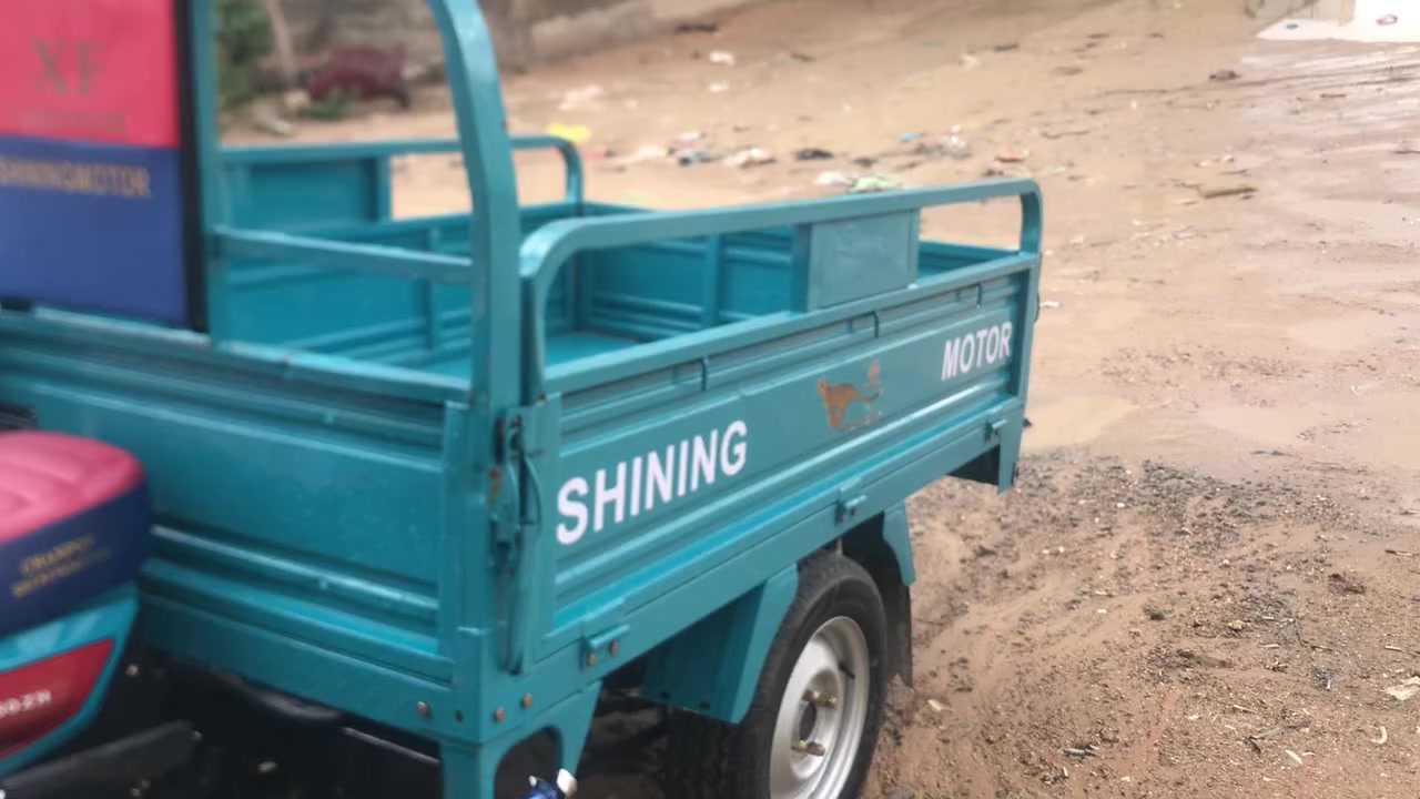 البيع طالع من معرض قبل شهر و10تيام عندي بس ال صندوك نعوج عارضه 3500وبيه مجال بصيط واني خادم كفالة عامةً


**إذا كنت صاحب هذا الإعلان وتريد حذفه لأي سبب، رجاءا أرسل رسالة إلى الدعم الفني**