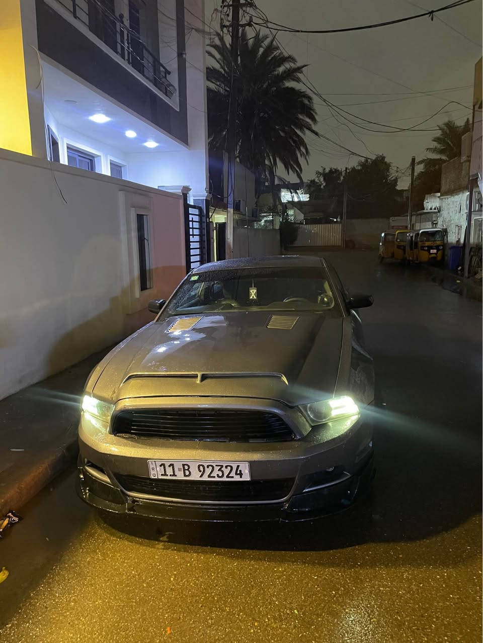 ‎السلام عليكم موستنك 2014 v6 
‎حادثه ثلاث قطع بيه رشات احسبه حزام  هي مو حزام 
‎عليه شباك روش 
‎سبايدر روش 
‎دفيوزر روش 
‎دوسات روش
‎بنيد سوبر سنيك
‎ويل cs اصلي 19 
‎لحيه ار تي ار 
‎جهاز obd 2 
‎دبات بورلا 
‎حلوك كورسا 
‎داخل جديد شامو وجلد 
‎كير ومحرك مكفولات سياره كله محسن وسوبر  
‎عليه اكسل ريسنك 3.73 مع برمجه ملف كامل يعني قويه كلش 
‎منظومه زنون كامل 
‎السعر 105 وبيه مجال الطيبين 
‎ عليه ادامه كامله مكانه المنصور 
*********** بغداد, العراق
