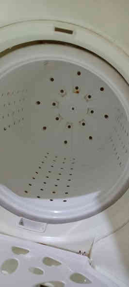 هيتاشي 23كيلو سعر95 علا الفحص شغاله بلاديه كلش نضيفه جدا العنوان مدينة الصدر بغداد  يتوفر رقمي للتواصل واتساب ***********
