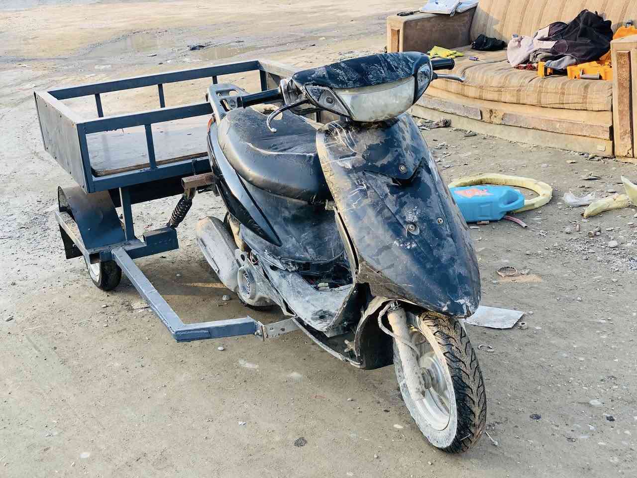 السلام عليكم ماطور فرخ لكزز وراى عربانه شرط هندر واحد و العربانه فصال جديد تواير جدد السعر 275 وبي مجال 
***********
