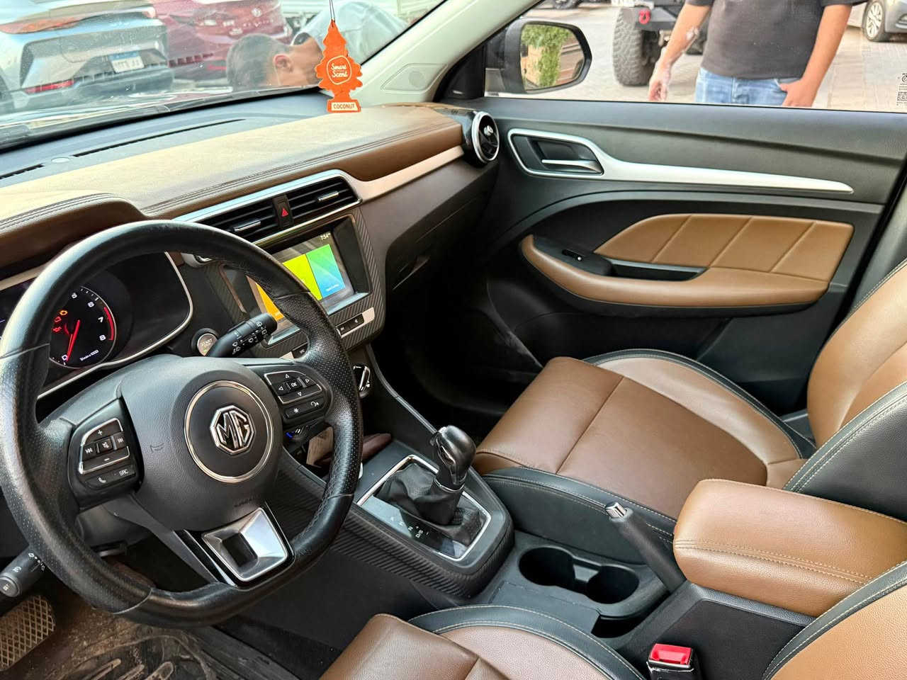 Mg Zs 2021 comfort 
فبريكه بالكامل عدا رفرف وباب وكبوت 
عداد 95,000 صيانات توكيل بالفواتير القاهرة, مصر


**إذا كنت صاحب هذا الإعلان وتريد حذفه لأي سبب، رجاءا أرسل رسالة إلى الدعم الفني**