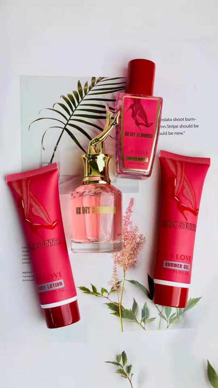 بكج عطر سكاندل الشهير
البكج المخصص للنساء “I’m So Fabulous” 
:ـ يتكون من🌹 
 . عطر فخم/ لوشن الجسم/جل الاستحمام
/معطر الجسم
.مناسب للاستعمال اليومي أو للمناسبات الخاصة.
 • ينفع تقديمه كهدية بلمناسبات مثل الأعياد وأعياد الميلاد. ✨🌱


**إذا كنت صاحب هذا الإعلان وتريد حذفه لأي سبب، رجاءا أرسل رسالة إلى الدعم الفني**