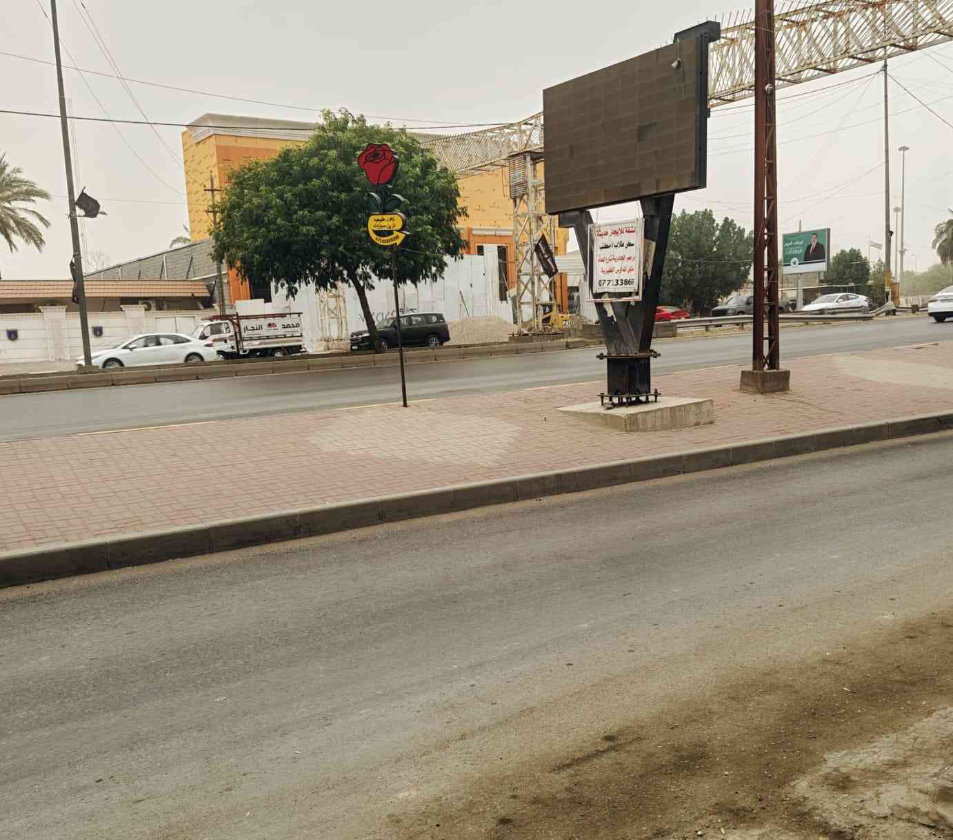 شقه حديثة للايجار منفصلة بالكامل  موقع مميز جدا. تصلح شركة او مكتب تجاري او سكن طلاب. او شركة سياحة  او منفذ للصيرفه  السيدية الشارع العام قريب جامعة الفراهيدي. مقابيل مدارس الانكليزية.  للاستفسار الاتصال على صاحب الشقة مباشر ***********
يوجد محل للايجار ايظا
