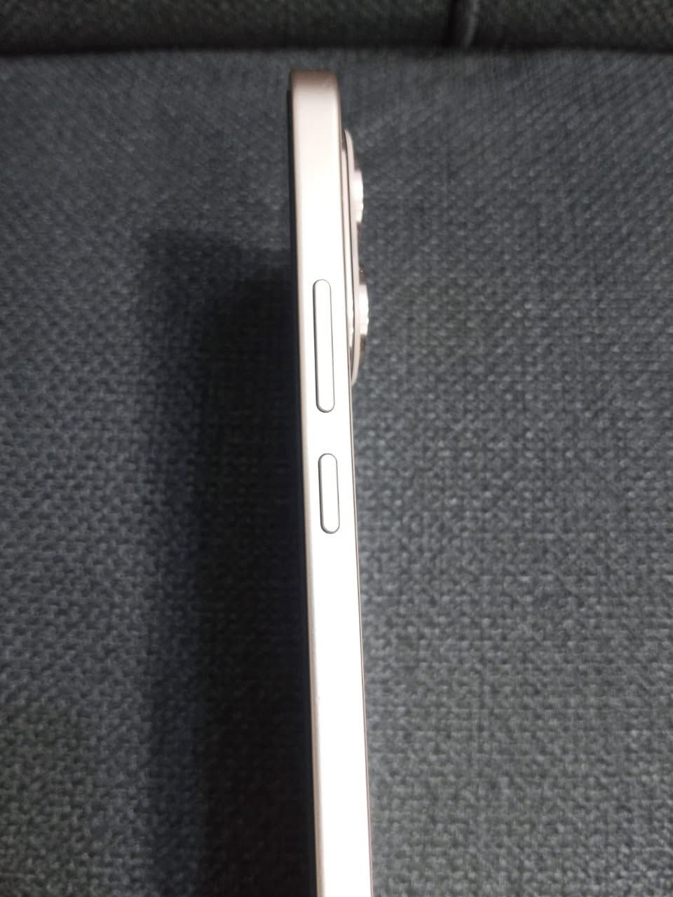 سلام عليكم مبايل هونر ذاكرة 512 الجهاز نظيف لا مفتوح لا مصلح الجهاز بعد بالضمان ما صار له أربعة أشهر مفتوح الجهاز نظافة ￼١٠٠% سعر ￼ الجهاز ٥٠٠ ألف وبي مجال الطيبين 
‭٠٧٧٠ ٦٨١ ١٥٣٣‬
