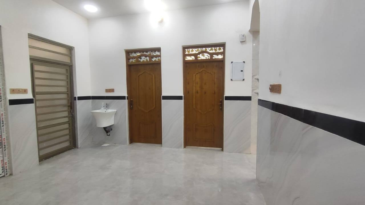 دار البيع ١٠٠متر مربع قاط واحد منطقه نهاوند الثانيه قرب المداس الاستفسار اتصل رقم *********** جاهز السكن
