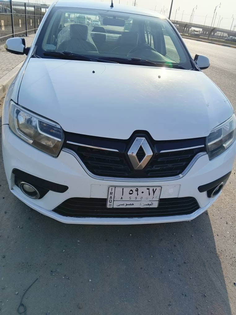 رينو سيمبول
موديل ٢٠١٩
رقم بصرة حرة
بيه بنيد صبغ وجاملغ بارد
جاهزة السيارة 
السعر ٧٠
*********** البصرة, العراق
