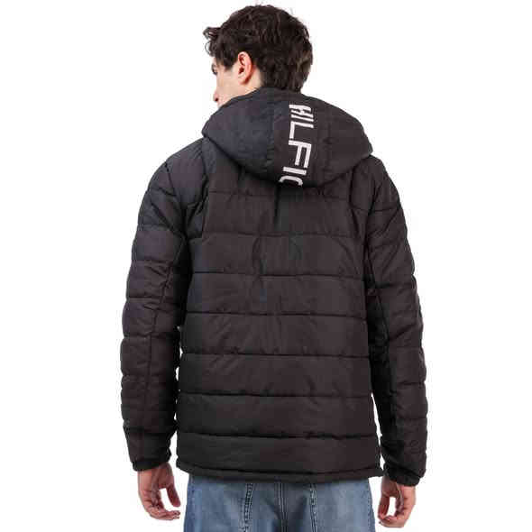 قماصل اصلية ماركة تومي هيلفيغر صنع فيتنام البلد المنتج الولايات المتحدة مقاومة للرياح والامطار مواصفات المنتج تحتوي على غطاء رأس من الفرو الناعم سحب في الصدر وسحاب عدد 2 جانبي وسحاب عدد 1 داخلي المنتج عالي الجودة القياسات المتوفرة s.m.l.xl.xxl للحجز والاستفسار مراسلة الصفحة أو الاتصال على الهاتف المخصص ☎️ *********** العنوان بغداد العطيفية شارع المحكمة مجاور حلويات القند الفرع الثاني بغداد علي الصالح حي المعتصم قرب مجمع رويل ستي خدمة توصيل لجميع المحافظات #العراقية.
