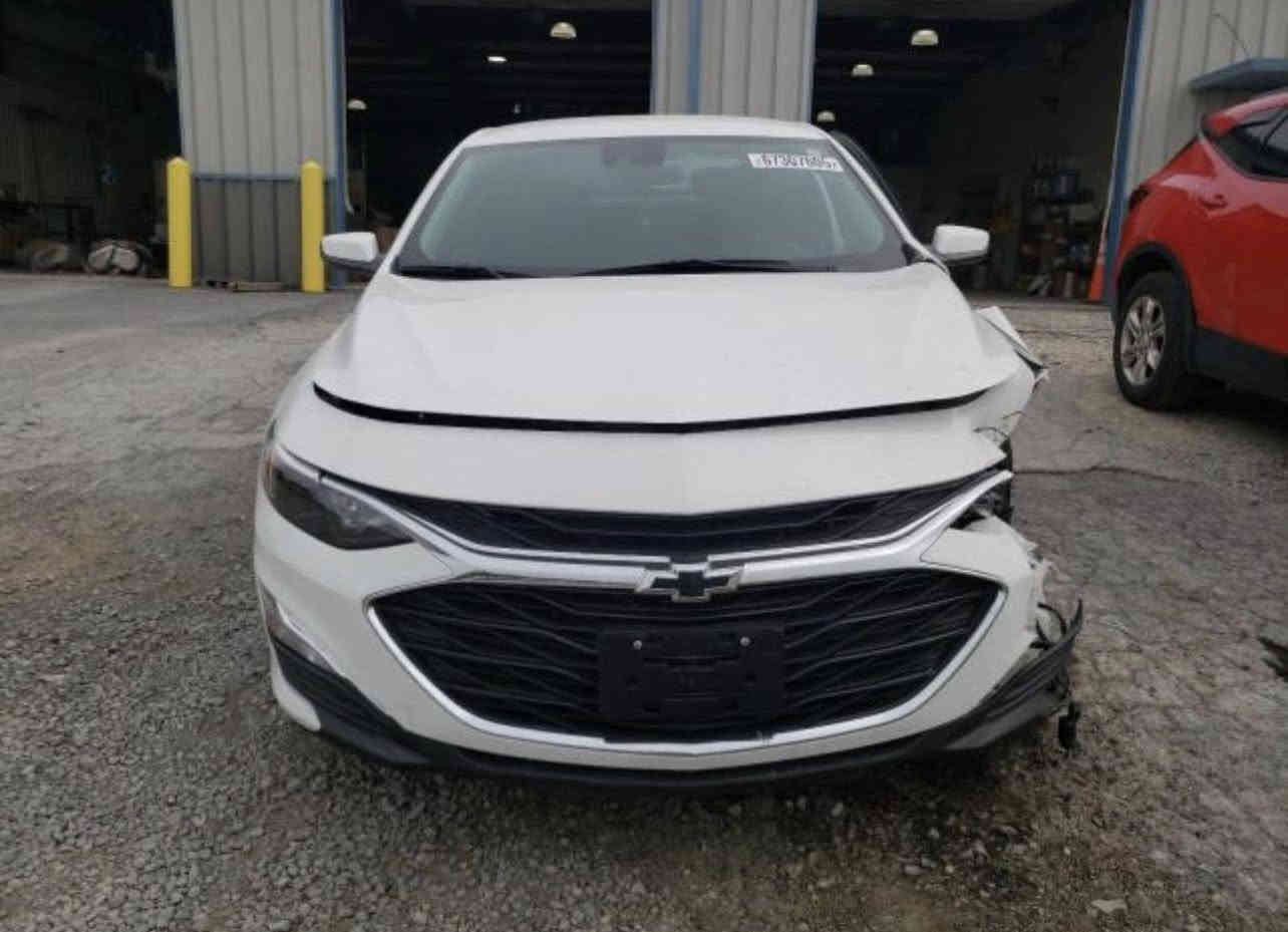 لسعر 78 ورقه غير شامل كمرك وتصليح 

***********
