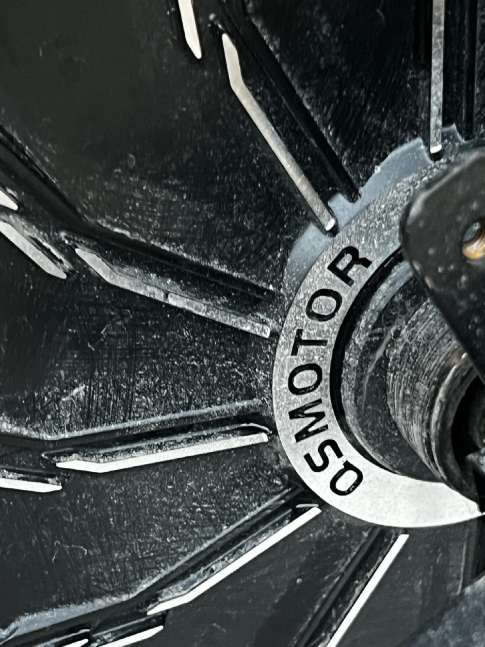 
دراجه شحن 
ملف 3000
بطاريه ليثيوم فوسفات الحديد 
ثلاث سرعات 
حجم كبير 
مع صندوق و درع و سيبايه 
ابحث عليها و شوف  للاستفسار 
*********** 
المكان ديالى بعقوبه 
هل تتوفر على ضمان؟: 
بعدها بالضمان 
أين تقع الدراجة من ناحية الموقع الجغرافي؟: 
ديالى / بعقوبه 