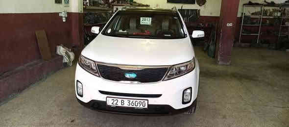 اسلام عليكم
سورنتو ٢٠١٣ شكل ٢٠١٤ 
فول مواصفات
بانوراما
بصمه
محرك ٦
تبريد قطعتين
٧ راكب
حساسات خلفي امامي
كامره خلفية
كشنات جلد
كشن كهرب
كاربون بانزين 
سنويه جديده صالحه إلى ٢٠٣٠

( تايرات جديد +باتري جديد)
#بيع_مستعجل_170

‭٠٧٨١ ٨٣١ ١٤١٧‬
