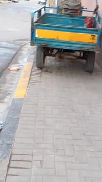 توك توك • بستم وسلندر مبدلين • الجمعيات