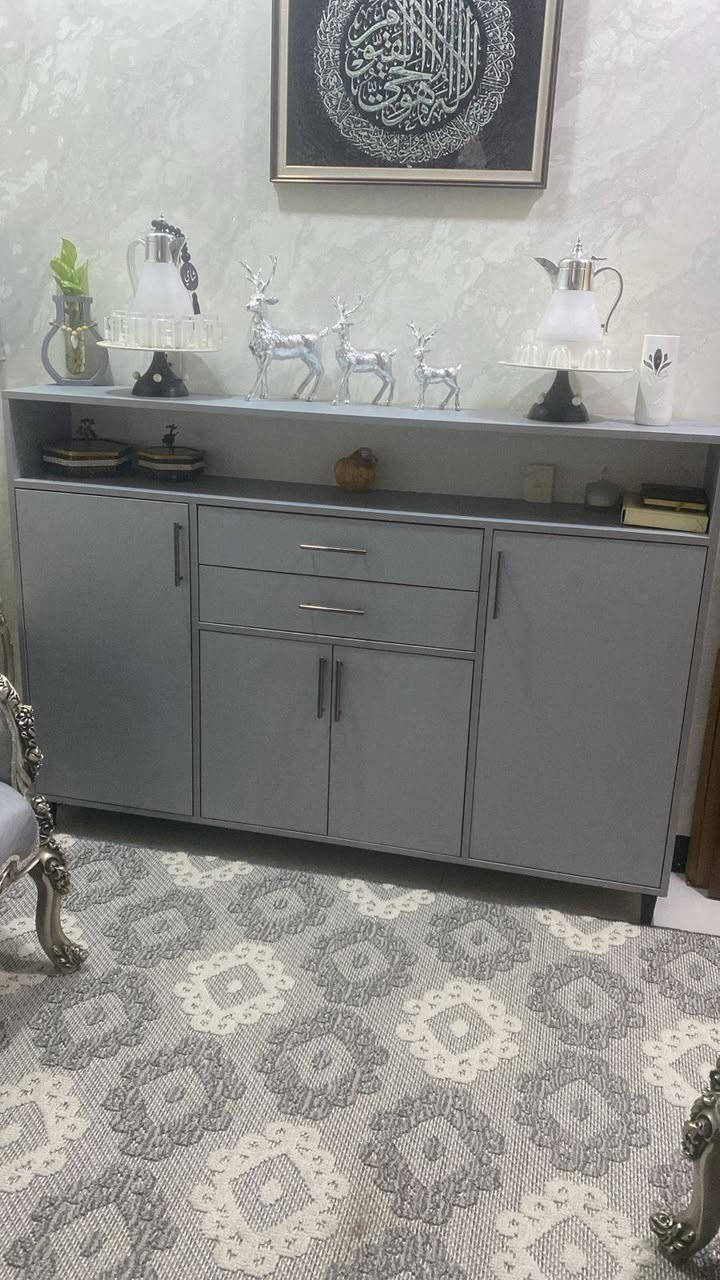 ميز طعام ٦ كراسي كونسول توصى يجنن 
السعر ٤٠٠


**إذا كنت صاحب هذا الإعلان وتريد حذفه لأي سبب، رجاءا أرسل رسالة إلى الدعم الفني**