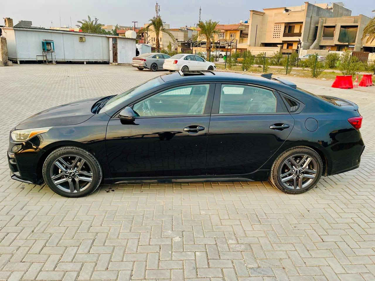 السلام عليكم ؟ بيع مستعجل 

فورتي جيتي لاين Forte GT Line 2021
ب اسمي 

السعر : 128$  وبيه مجاااال 

اتصال :  ***********

فول مواصفات 1/1 للاخير 
بصمة + بصمة ابواب
تشغيل عن بعد 
فتحة سقف سلايت روف 
ستيرن سبورت D ومختوم Gt line 
كشنات حظن + مختمة Gt line
كشنات جلد + مخمل البلاديات 
كشن السائق كهرباء ⚡️ 
فول تحكمات ستيرن
رادار امامي +رادرات جانبية 
تحديد مسار + نقاط عمياء 
توقف ذاتي عند الاقتراب
شاشة كبيرة + كاميرا خلفية دوارة
ويل كب سبورت البلادي مال Gt line 
‏LED داخل اللايت بلادي
اشاير بالمري
مود درايف ( نورمال - سبورت - سمارت )
حادثه السيارة بنيد + جاملغ فقط
كما موضح بالسونار 

بغداد
