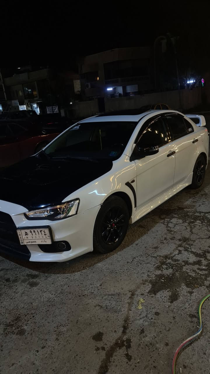 سلام عليكم شباب
لانسر قرش 
موديل 2016
مكينه 2.0
محدثه كت كامل ايفو
دعاميه امامي EVO 
بنيدEVO
سبايدر EVO
دعاميه خلفيه ralliart
لايت امامي دزاين اودي متغير
بكلايت دزاين اودي سموك
عليها اناره جوه سياره محيطيه RGB
مبرمجة تحديث اوبشنات كامل
بيه صبغ ربع جاملغ السايق (موجوده الصور)
حادث امريكا فقط بنيد ومحدث ايفو
م/رقم جديد سنوية جديدة

***********
بغداد/المنصور
