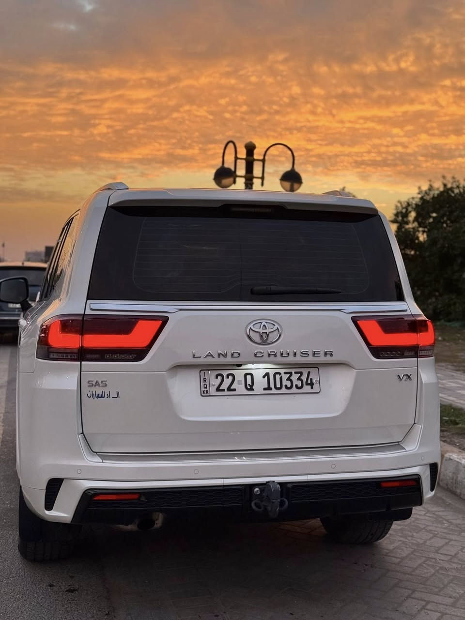 رقم أربيل باسمي
ماشي 10 الف بعدهي السياره جديد كلش ومكفول من الصبغ والبارد والسياره وكاله ساز ضمان ادمن بلشركه 
موصفات السياره VX
فول موصفات 
شاشه جبير 
مقاعد امامي خلفي كهرباي 
كشن ذاكره 
رادره امامي 
كامره خلفي 
سستم صوت 
كشنات تدفئه تبريد 
صندوك كهرباء 
باقي موصفات معروف للVX
مكانه السياره قرب شارع فلسطين 
***********
