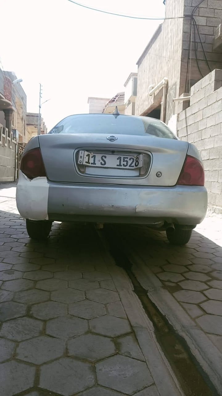 نيسان سنترا ٢٠٠٤ للبيع او مراوس
كامله شاشه كامرا غرفتها محرك صدر تبريد 

 ***********
