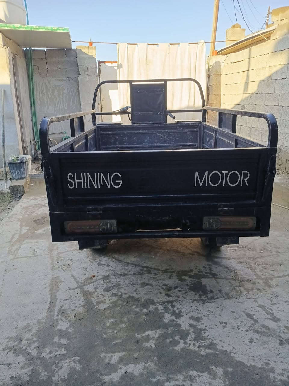 ستوته موديل 18  مكينه 21 جاهزه من كاشي نكره سلف المكان العماري السعر مليون 300 وبيها مجال قليل ***********
