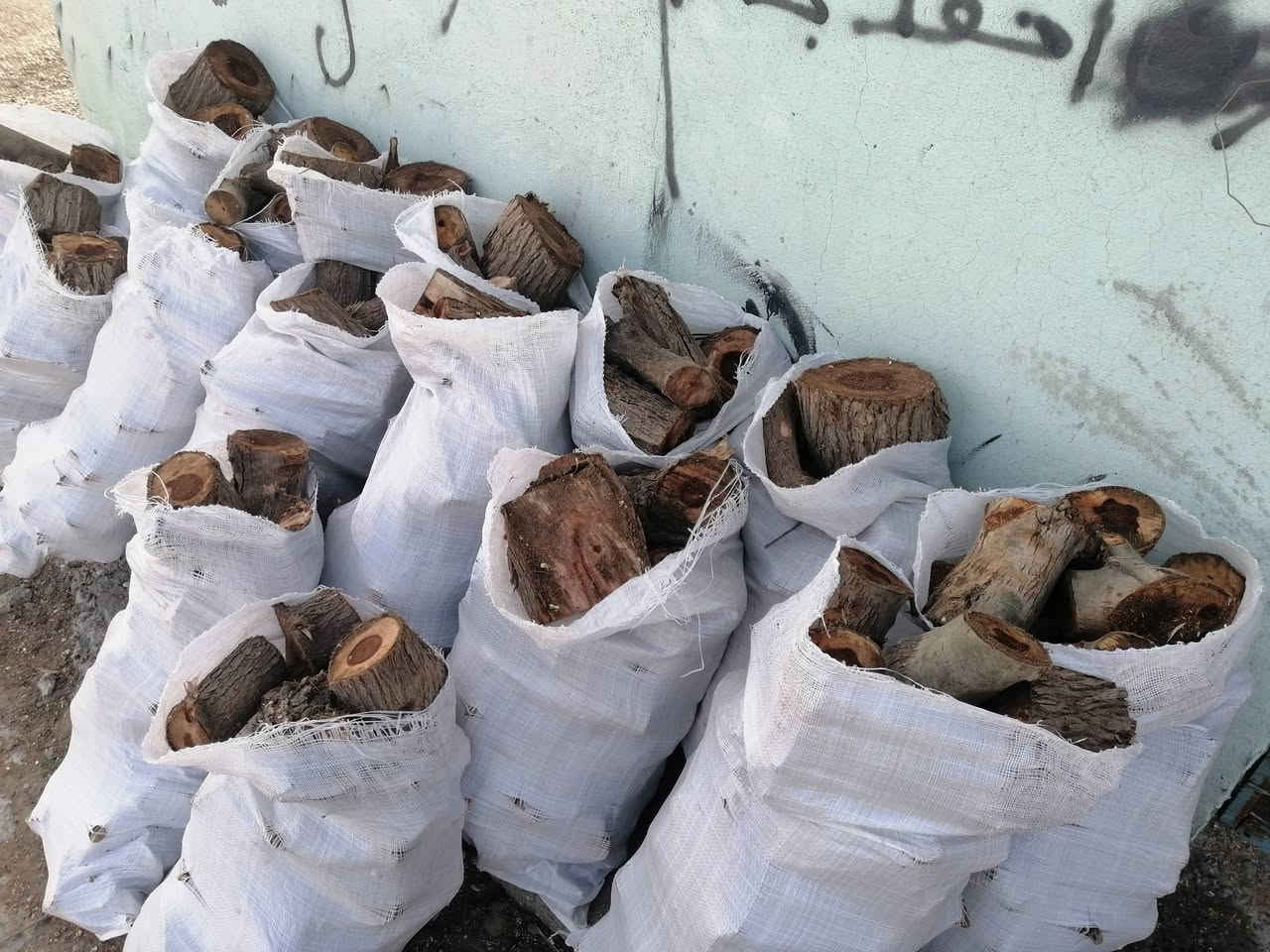 ***********
***********
