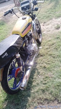 دراجه ايراني محرك ستوته ضفيره جديدة بس يرادله ربط شاصي نضيف بيهة اورق ...