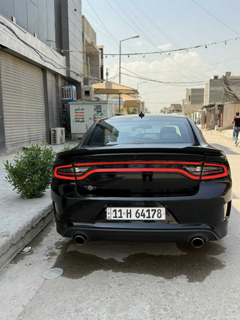 السلام عليكم 
دوج جارجر 2022 RT 
محرك 5700 
السياره فول عده الفتحه 
داخل كنتاره وجلد 
تدفئه وتبريد كشنات 
كشنات خزن وترحيب 
رادار جوانب 
كشنات خلفيه تدفئه 
دشبول جلد خياط 
وبعد هواي مواصفات 
السياره ماشيه 19 الف 
السياره جاهزه وجديده عليها تخم تاير ودسكات جدد والصدر جديد 
السياره بدون صبغ بيها بارد بل جاملغ وايربالك دشبول الفحص السونار بل صور مال مندلاوي
السعر 26 الف وبيها مجال للشراي
***********
