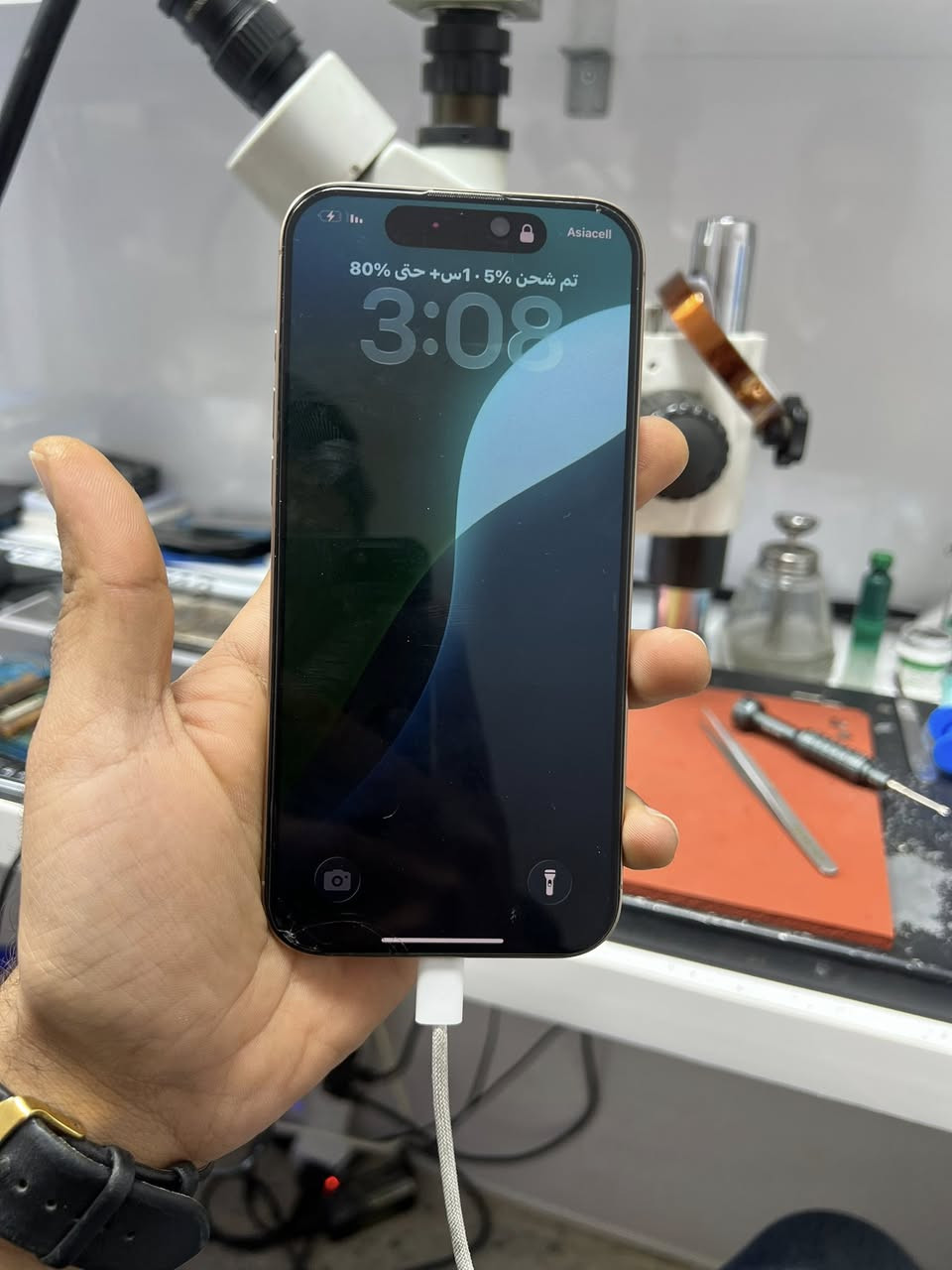 السلام عليكم 🫡
ايفون 16 pro max داخل صيانه سابقا شكل البورد ومكوناته فحطانات 🥵 من تعرضه للحراره 🔥
نقلنه المكونات الاساسيه والحمد الله  تم ✅
‏#رسول الحريشاوي


**إذا كنت صاحب هذا الإعلان وتريد حذفه لأي سبب، رجاءا أرسل رسالة إلى الدعم الفني**