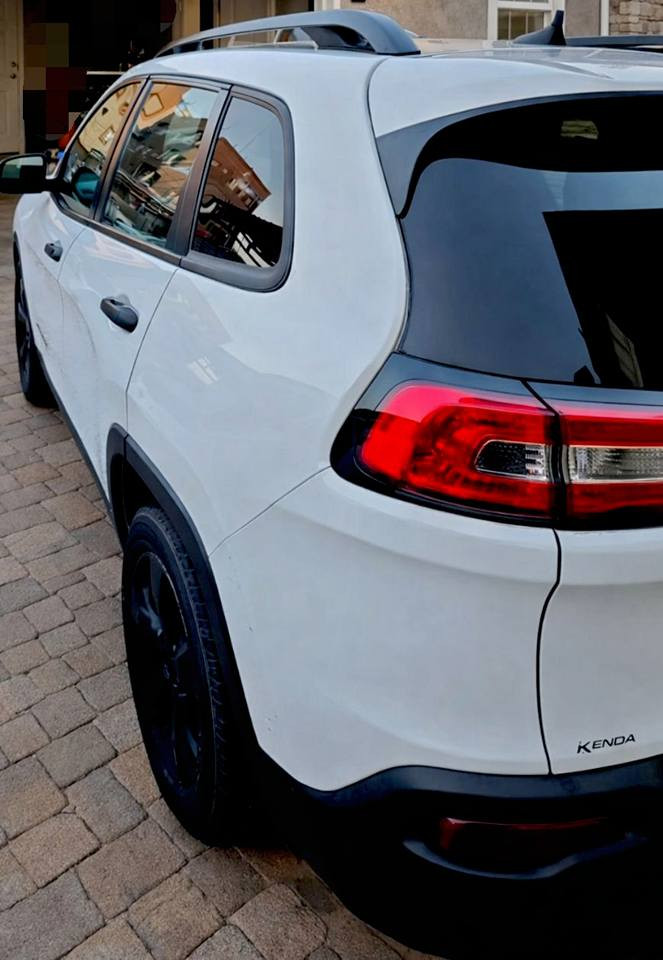 جيب بزون 2017
محرك اربعة سلندر 2400 .كير محرك مكفولات 
تبريد قطعتين  رقم مثنى دولي جديد 
حادثها هلال الجاملغ الامامي وحافت الباب بدون تبديل ليبل واحد  بجمها كبس .. سياره جاهزة ما بيها أي نقص  السعر 133
مكان السياره ذي قار 
‏‪***********‬‏
‏‪***********‬‏ الرفاعي, ذي قار
