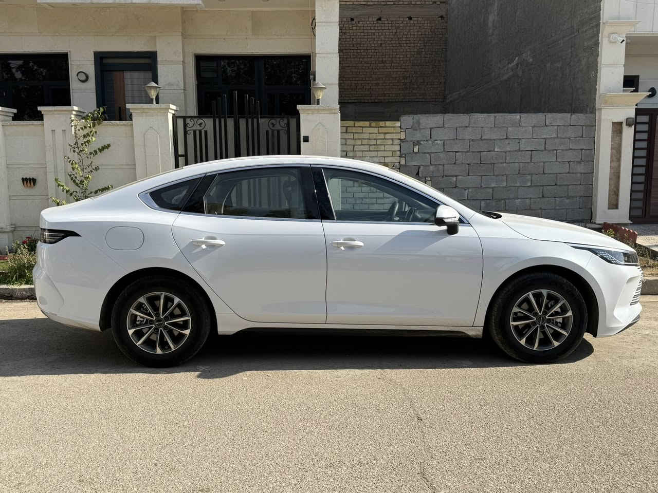 دستروي 2025 زيرو سيارة ماشية الف كامل ملحقات بصمة وكارت تشغيل بسمي السيارة داخل ابيض سونار وية الصور 

💵 سعرها  19 مليون 350 
مكانها سيدية شارع النخيل 

***********
