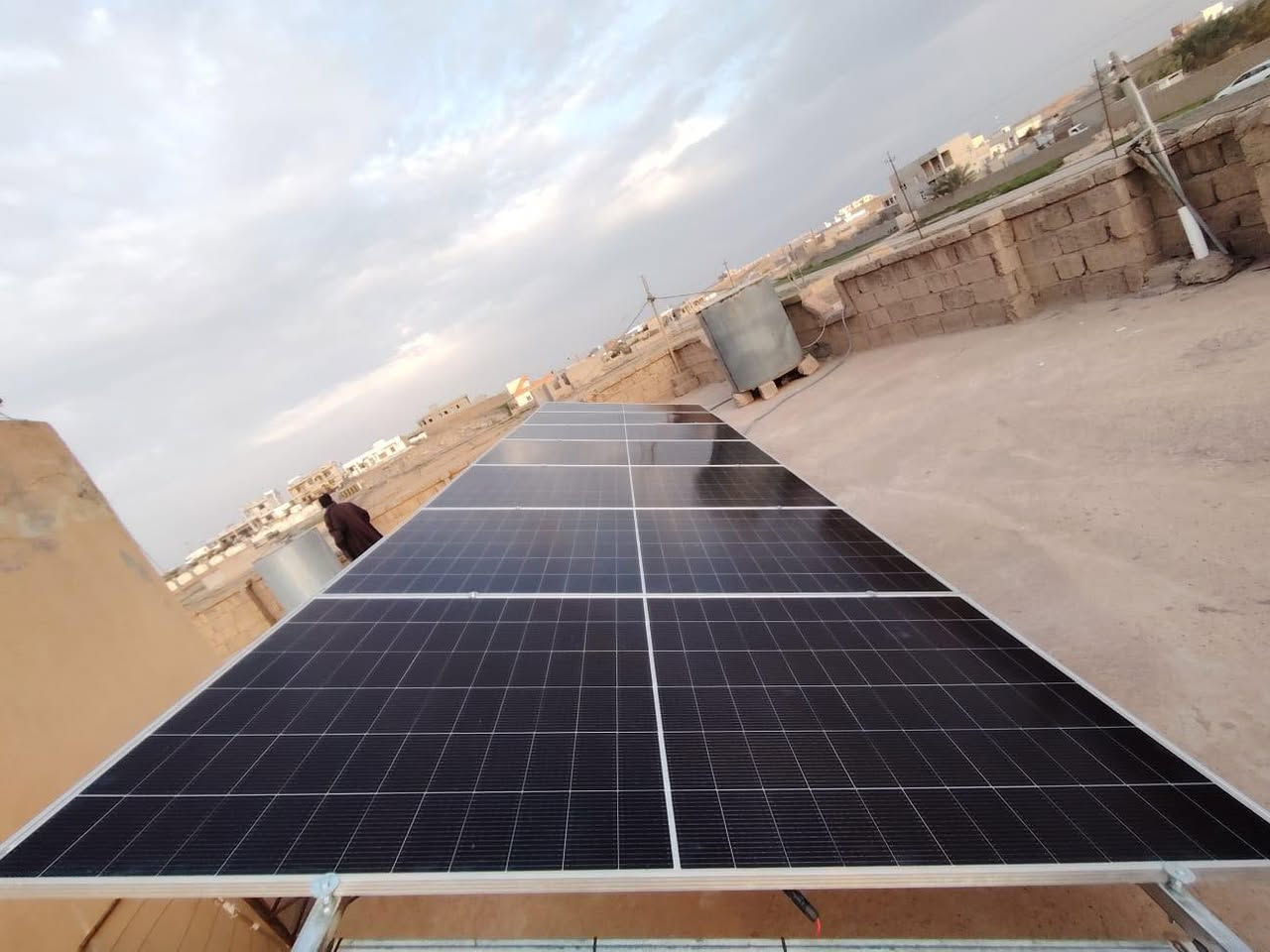 🚨 تنصيب جديد الآن 🚨

🔆 شركة المجد للطاقة الشمسية 🔆
بإدارة حذيفة البوحسيب

تم بعون الله تنصيب منظومة طاقة شمسية الآن للأخ
👤 خلف جاسم أحمد
📍 سديرة وسطى

📦 مواصفات المنظومة:
⭐ 7 ألواح هيستا عالية الكفاءة
⭐ بطارية PTT سعة 15 كيلو عدد (1) خزن طاقة قوي وثابت
⭐ إنفرتر بلو كاربون 6 كيلو واط أداء عالي وتحمل ممتاز

⚡ منظومة مصممة لتوفير كهرباء مستقرة وتشغيل الأحمال بكفاءة عالية

✅ تركيب احترافي
✅ فحص كامل قبل التشغيل
✅ ضمان حقيقي وخدمة ما بعد البيع

💰 يتوفر بيع نقداً وبالأقساط المريحة

📞 للحجز والاستفسار: ***********

شركة المجد للطاقة الشمسية — ثقة الناس… وجودة العمل 🌞💪
