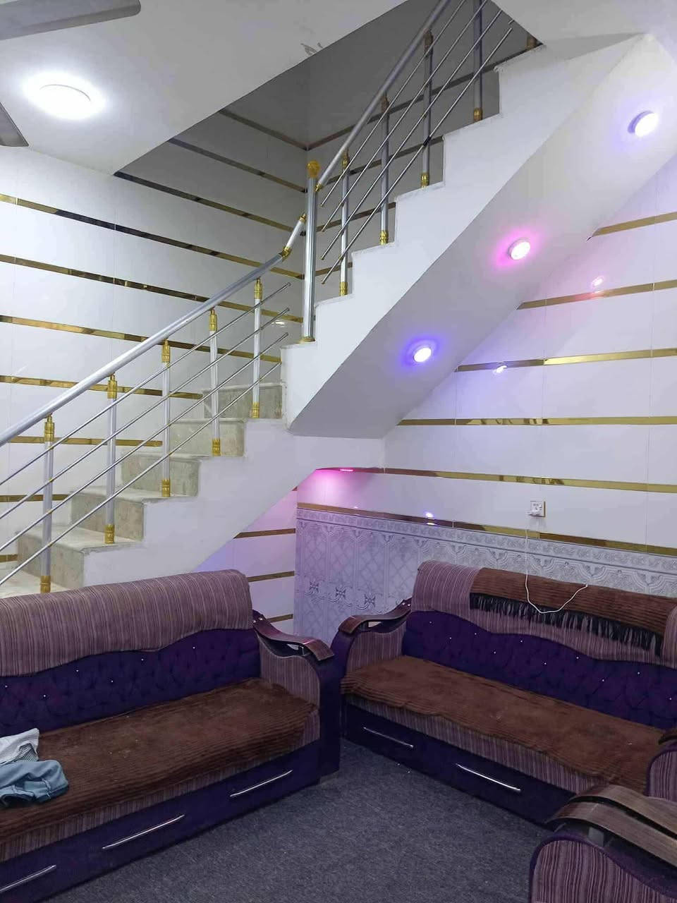 اقصاد بلاش شهري 212 الف صندوق الإسكان
النجف الاشرف بحي النداء بيت جديد 

منطقة ال59 قرب  مدرسة الورديه 

وشارع الكفيل كمل بناء 2024 بناء درجه اولى (#جناي) 

مساحة 100 متر طابق ونص٠٠ كله البيت سراميك.. 

منضومة غاز.كشوانيه . صب مسلح:: كهربائيات تركي ميلانو.. خلاطات دفن ٠٠درج بايات مرمر.. حداديه ثقيل 

#طابق ونص

طابق الأول =  استقبال صاله مطبخ وغرفه حمام خارجي + حمام داخلي

طابق الثاني = غرفه... حمام

تدفع مقدم نقد 64 مليون وبي مجال قليل

وال  يبقن ال40 مليون اقساطهن كل شهر 212 الف للاسكان

 #تغير الكفيل صندوق الإسكان كلش سهله بلاش بدون فلوس فقط استبدال معلومات

 #واذا نقد 98 مليون 

@إشارة.. الاستفسار ***********
