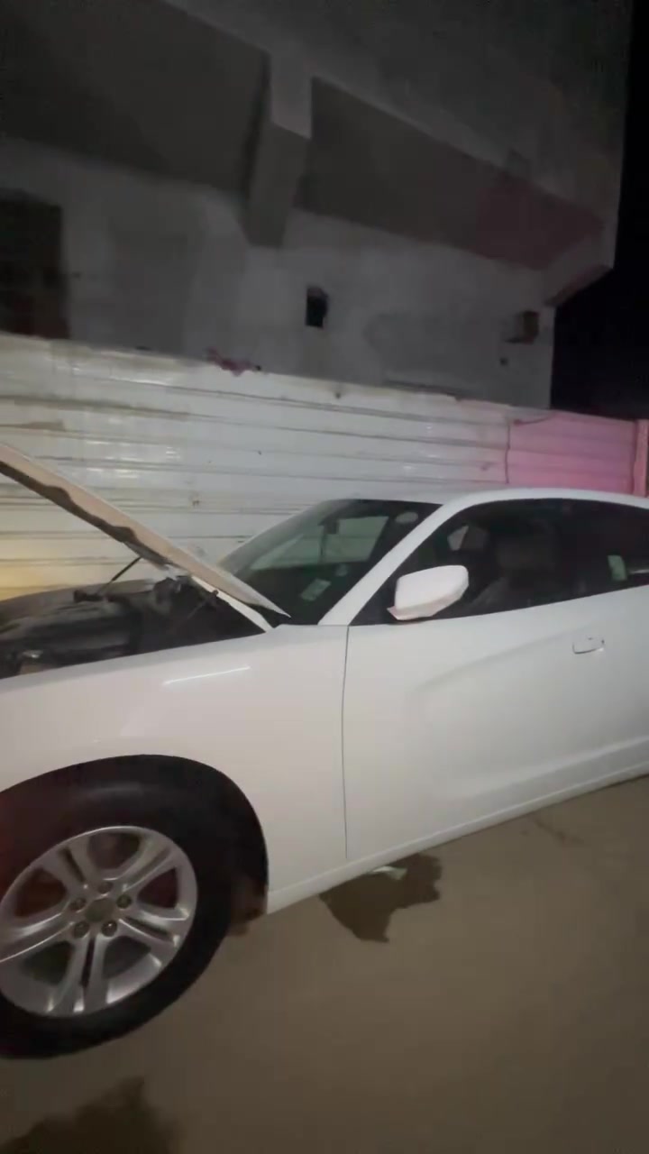 السلام عليكم جارجر موديل 18مرمز 23السياره رقمً بغداد خصوصي 11حادث السياره باب السياره جديده مكينه 3اونص تبريد ثلج حداديه كفاله 
علماً السياره ما مدفوع كمرك💚
السعر 180وبيه مجال السياره احلى من الصوره 
عنوان السياره ذي قار الشطره مكلف بنشر
اتصل أبو علي الزيرجاوي
***********
