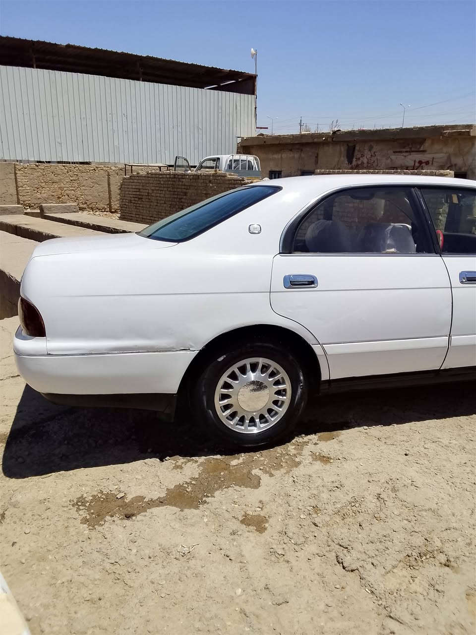 سلام عليكم بطة للبيع للاستفسار ***********

