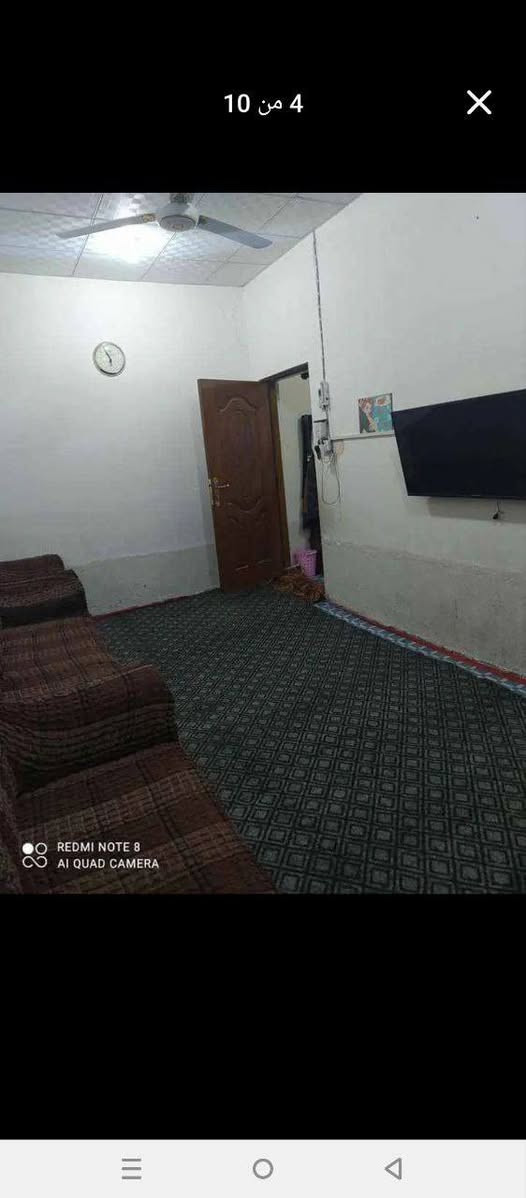 بيت للايجار 60 متر . غرفه وصاله ومطبخ وتخاريج ومدخل . بي تانكي وسخان وخط مولده 
سعر الايجار 150 قفل قفل بدون دلالية ولا اي شي اني صاحب البيت 
العنوان / زراعي حي ميسان . قرب النفق بأول فرع بشارع مخزن الموز 
*********** النجف, العراق
