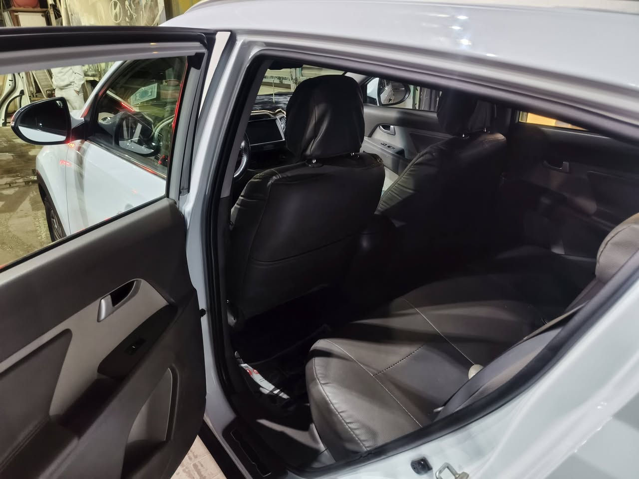 سبورتج خليجي موديل ٢٠١٦
محركه ٢٠٠٠ سياره مابيه أي نقص تراي وين متريد مري كهربائي
أي استفسار الاتصال***********
