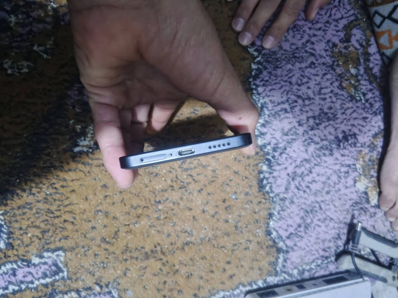 سلام عليكم بوكو اف 6 مكفول من الشخط جديد كلش ذاكره 512 الرام 12 فقط شاحنه وكفر ويا السعر 350 وبي مجال مكاني نجف ابوصخير ‏‪***********‬‏
