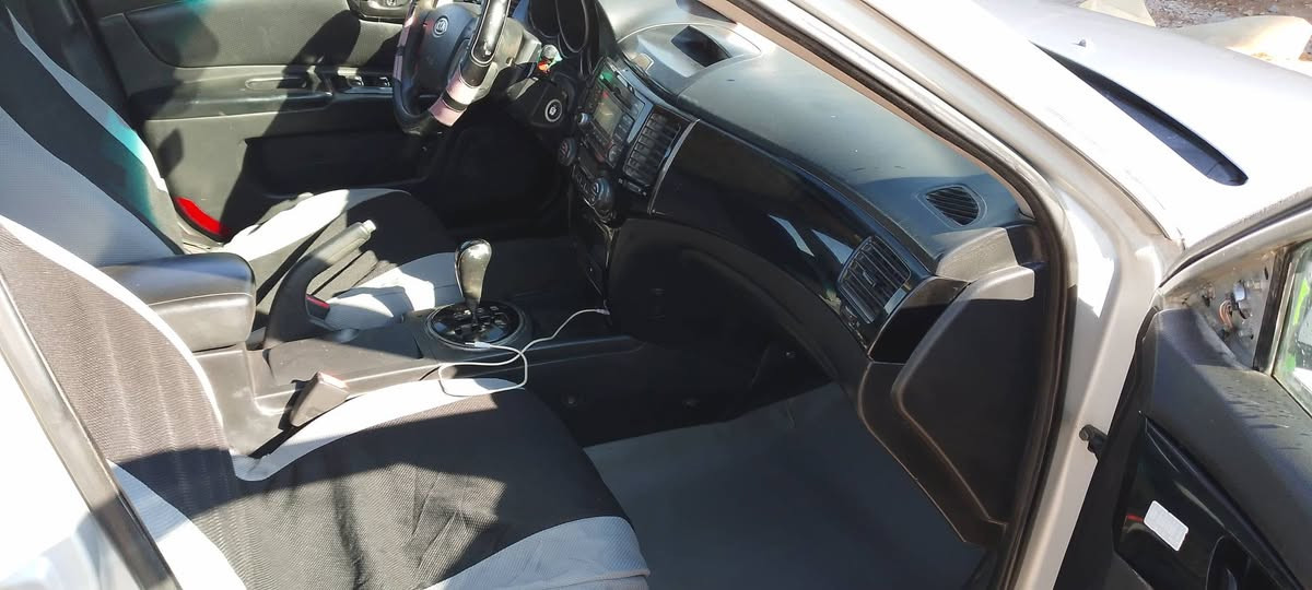 السلام عليكم للبيع كيه اوبتيمه لوتز موديل 2009 جاهزه من كلشي محرك كير حداديه تبريد تدفئ خير من الله بيها ظربه اب الجاملغ الخلفي ومصبوغه عام (السعر 78وبيه مجال للشراي)مكاني ديوانيه ***********
